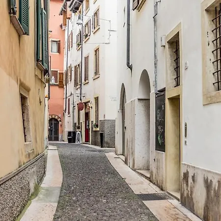 Residenza Angels @piazzadelleerbe Appartamento *